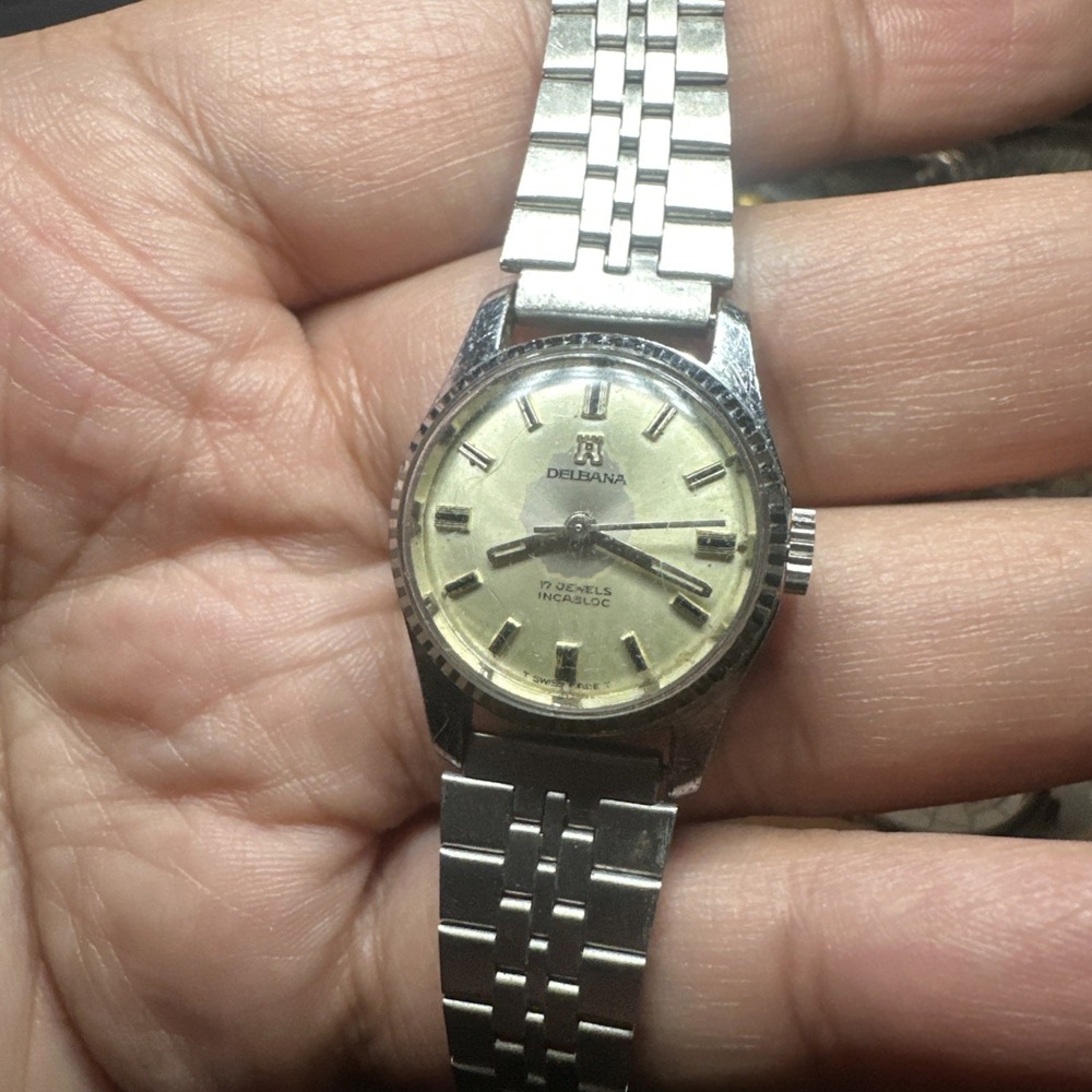 Working Vintage DELBANA 17 Jewels Swiss Made Ladies Watch Manual Wind 24mm‎ 5.5"